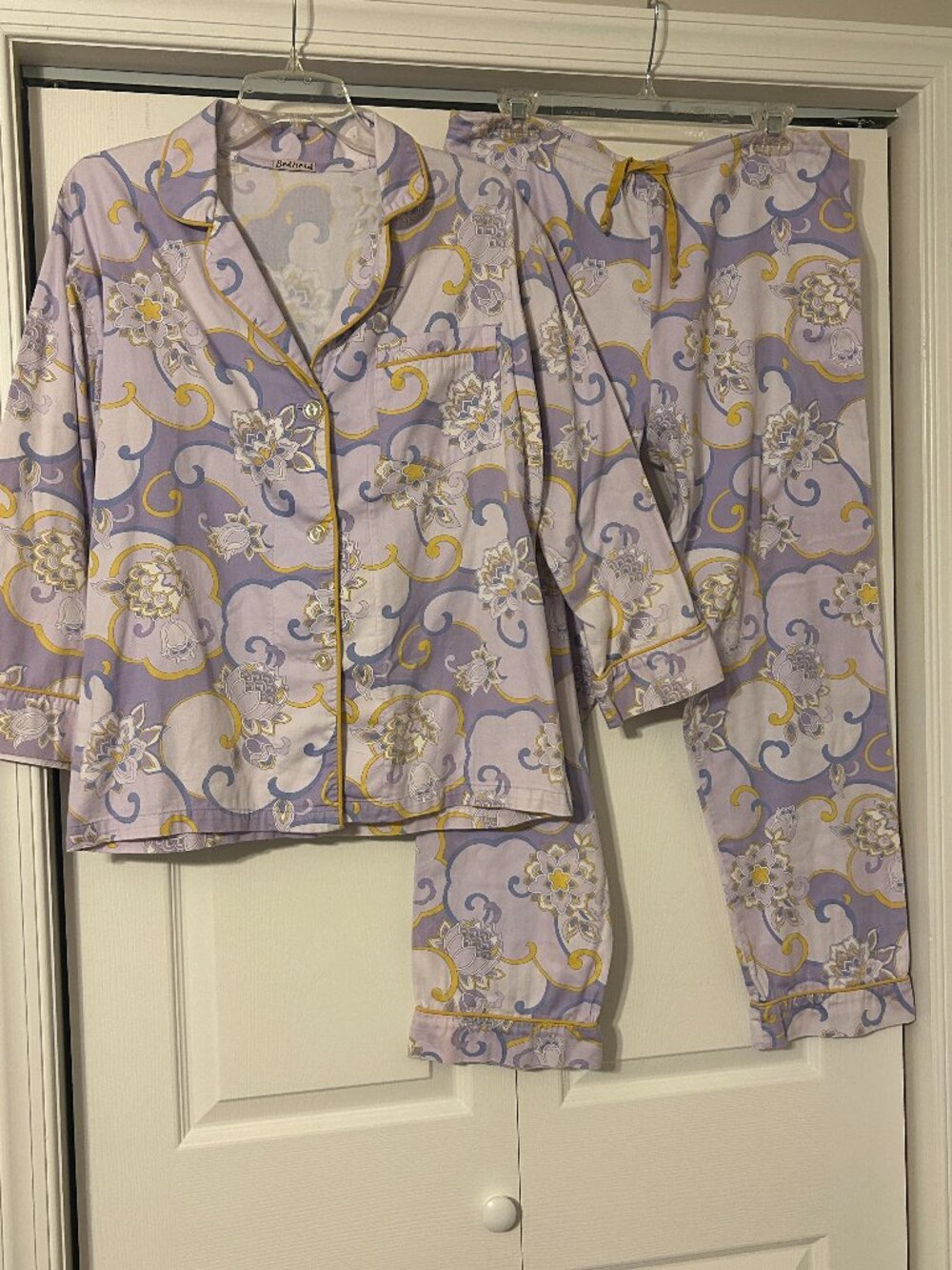 BED HEAD Sz M Lavender and Gold Floral and Pailey 2 Pc Pajamas Set